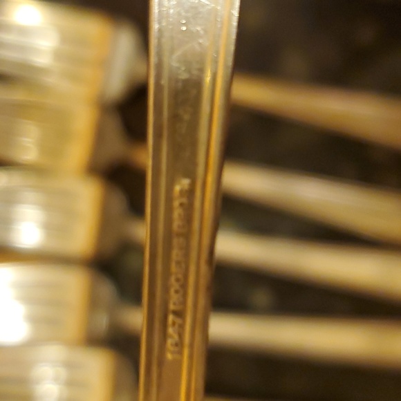 1847 Rogers Bros Silverplate Flatware service for 6 - Picture 7 of 7